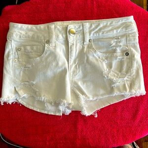 American Eagle Outfitters Size 2 Distressed Shortie Shorts